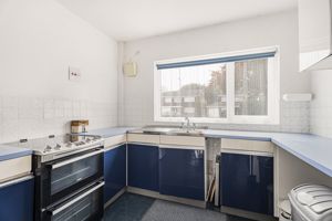 Kitchen/Breakfast- click for photo gallery